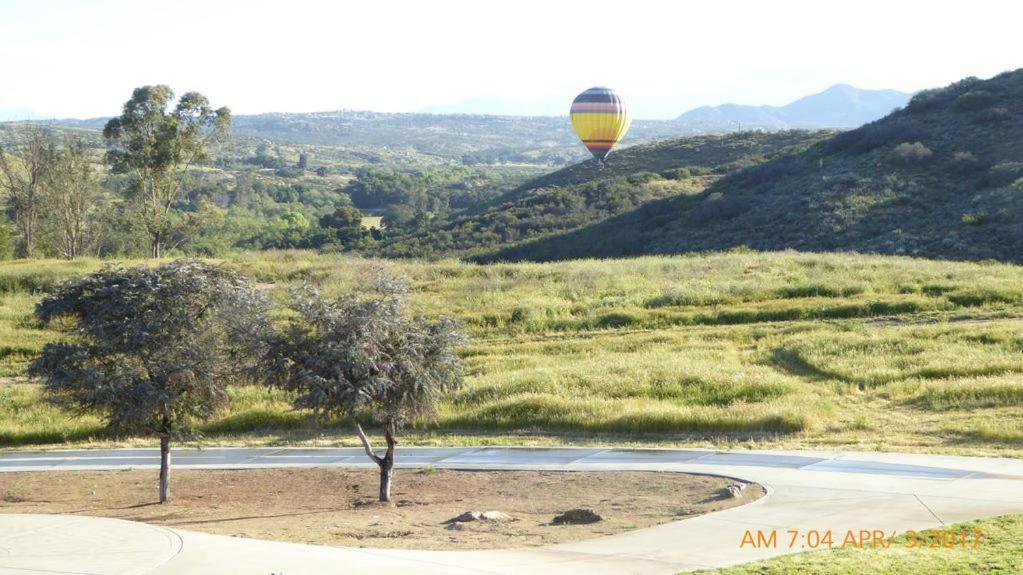 Mansion On The Hill Let 4 Rooms, 5Th Cost Extra Sage Exterior photo