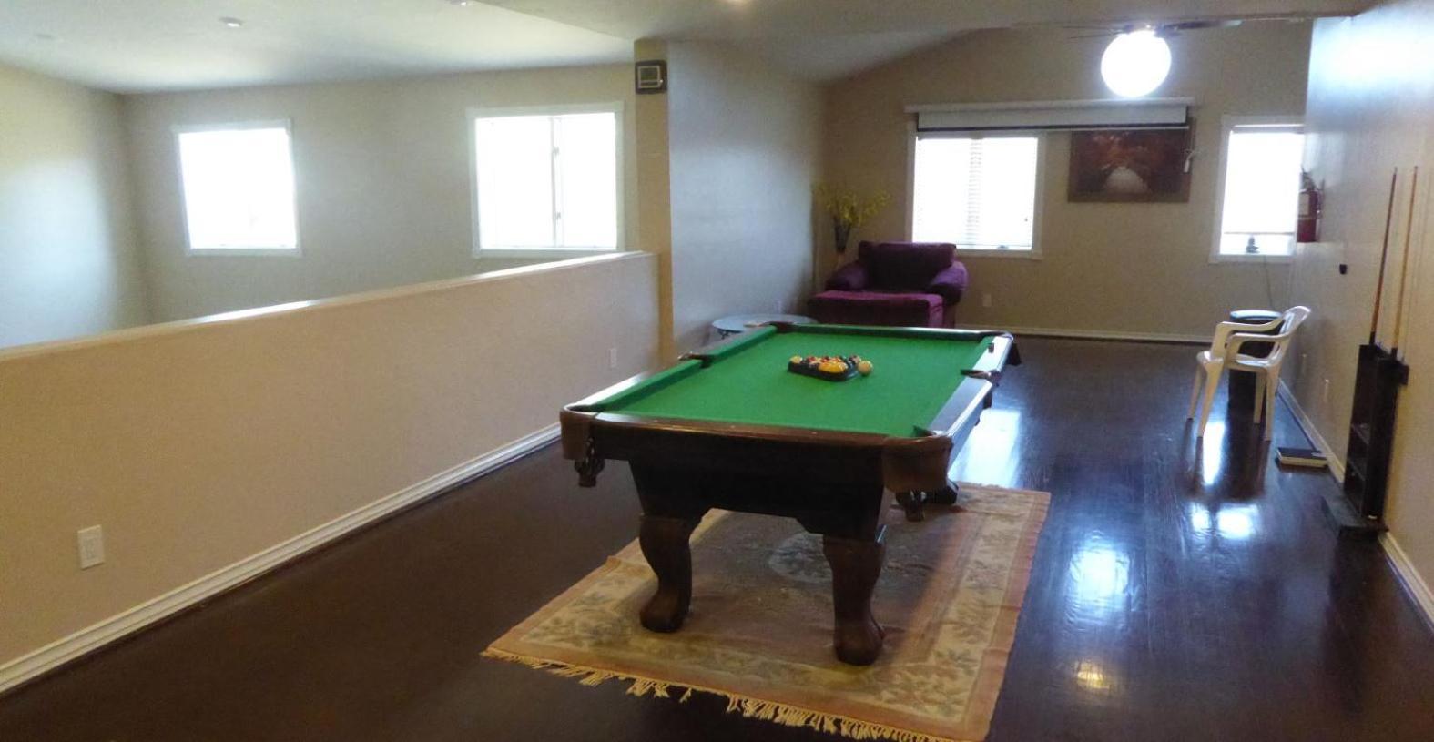 Mansion On The Hill Let 4 Rooms, 5Th Cost Extra Sage Exterior photo